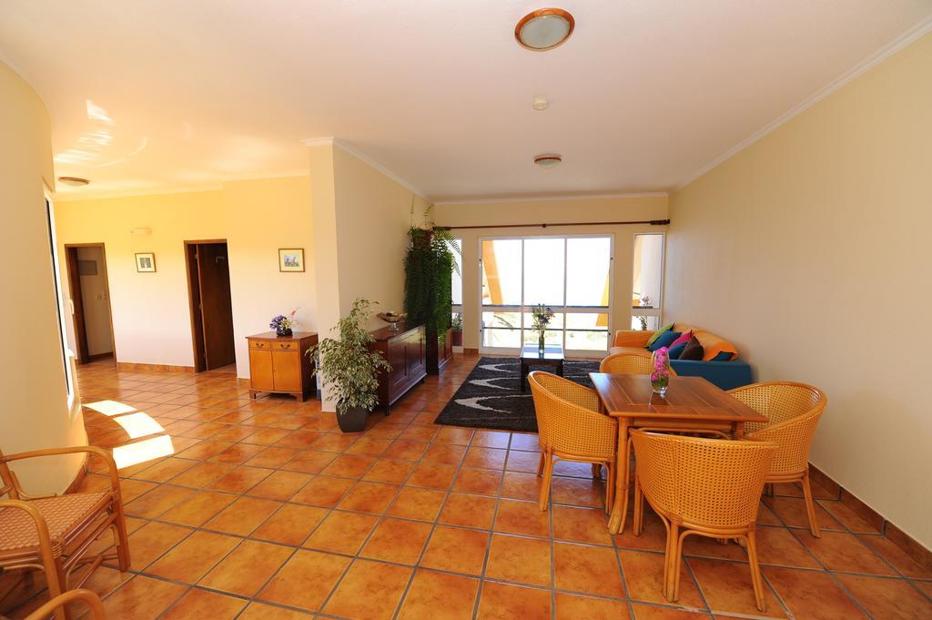 Residencial Farol Acomodação com café da manhã Ponta do Pargo Exterior foto