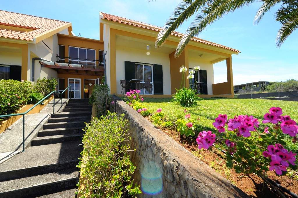 Residencial Farol Acomodação com café da manhã Ponta do Pargo Exterior foto